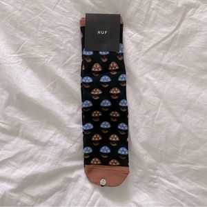 NEW HUF SHROOM 1/4 SOCKS